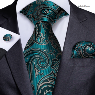 Luxury Black Green Paisley