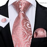 Luxury Pink Paisley