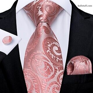 Luxury Pink Paisley